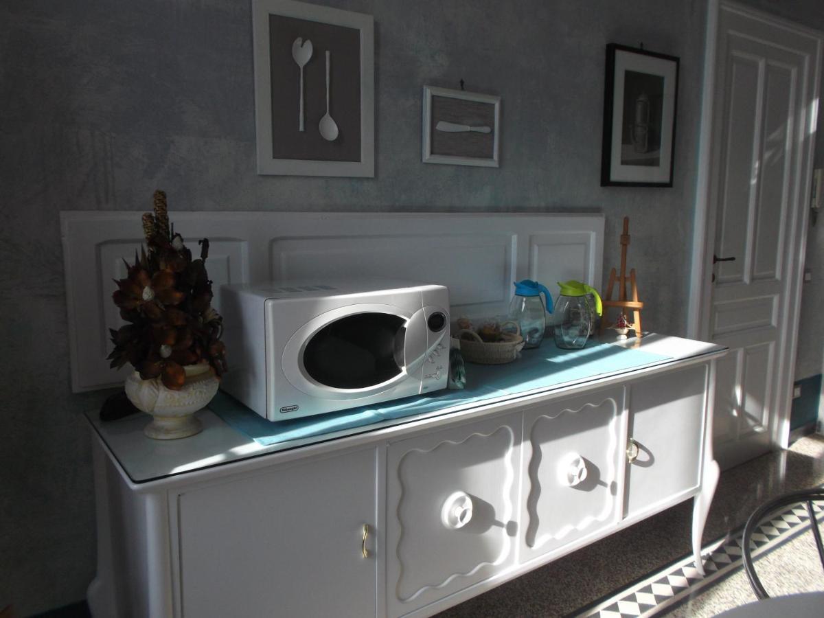 살레르노 Primo Posto B&B 외부 사진
