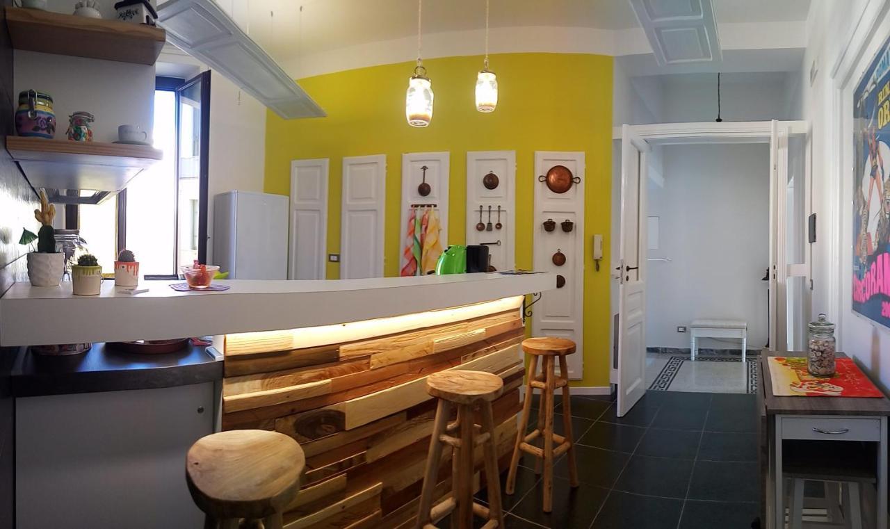 살레르노 Primo Posto B&B 외부 사진
