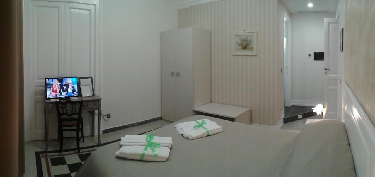 살레르노 Primo Posto B&B 외부 사진