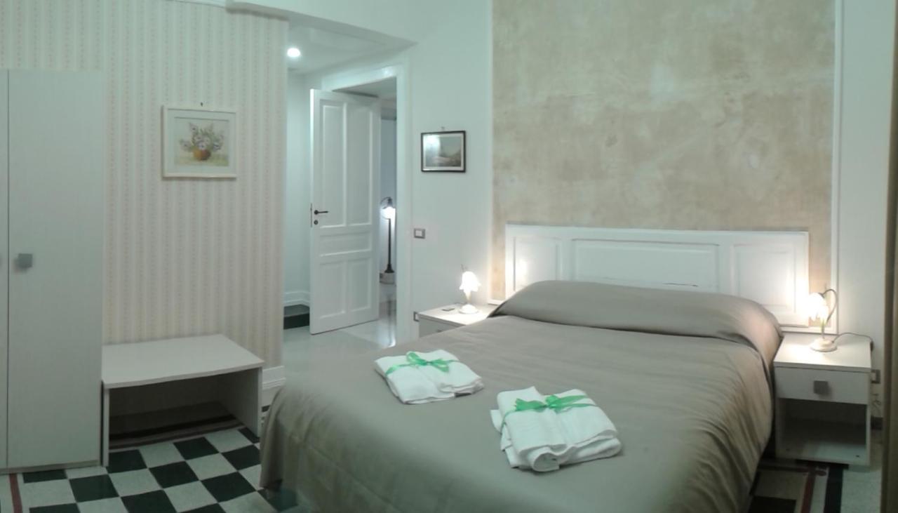 살레르노 Primo Posto B&B 외부 사진