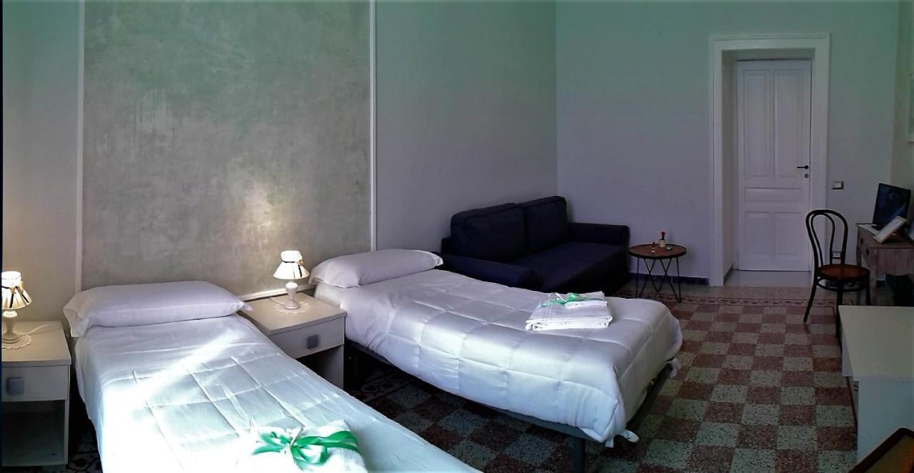 살레르노 Primo Posto B&B 외부 사진
